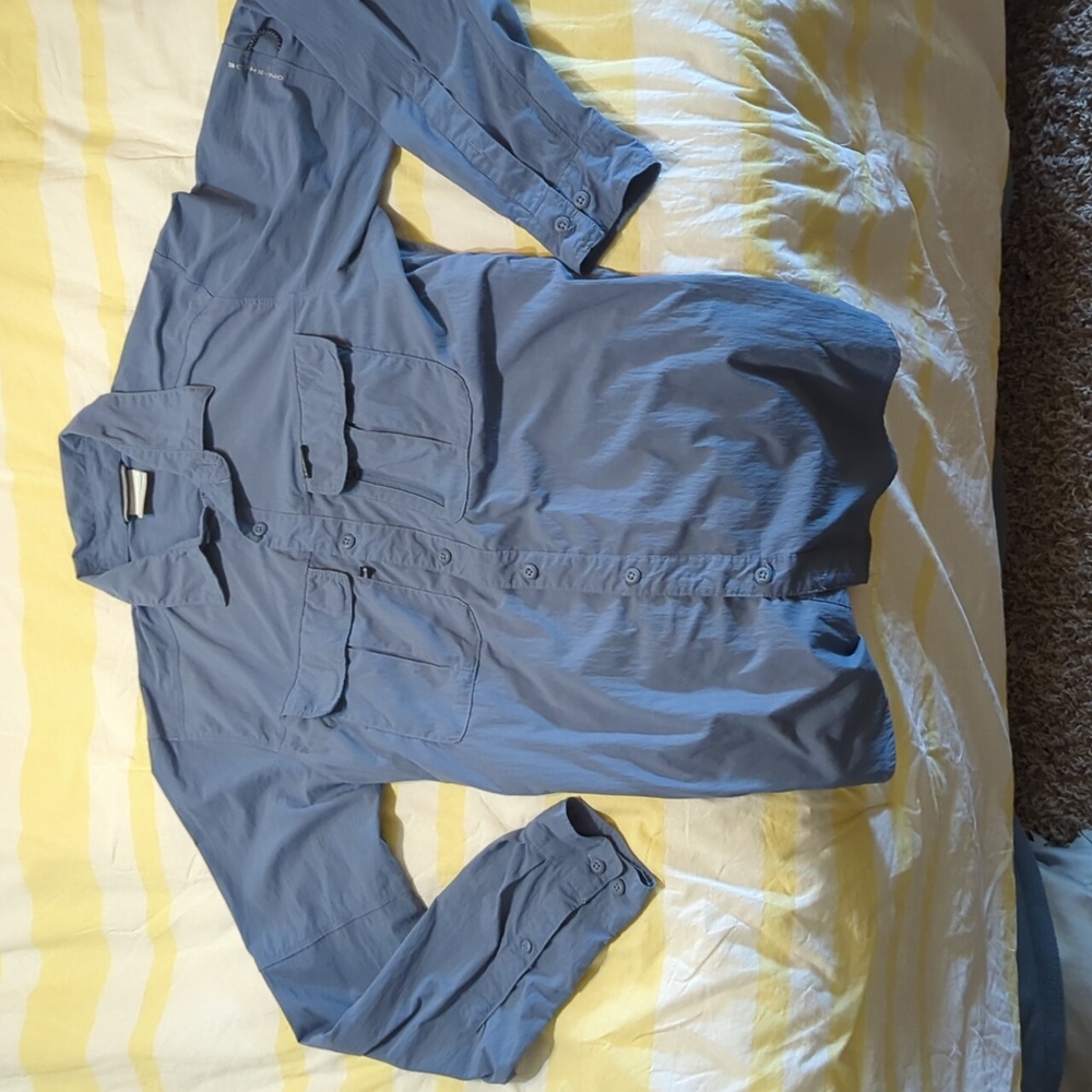Columbia "Omni Shade Sun UVA protection" Sportswear Shirt, Size Medium